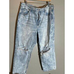 **American Eagle** Plus Size **Light Wash Curvy High Rise Jeans‎ Size 18 Stretch